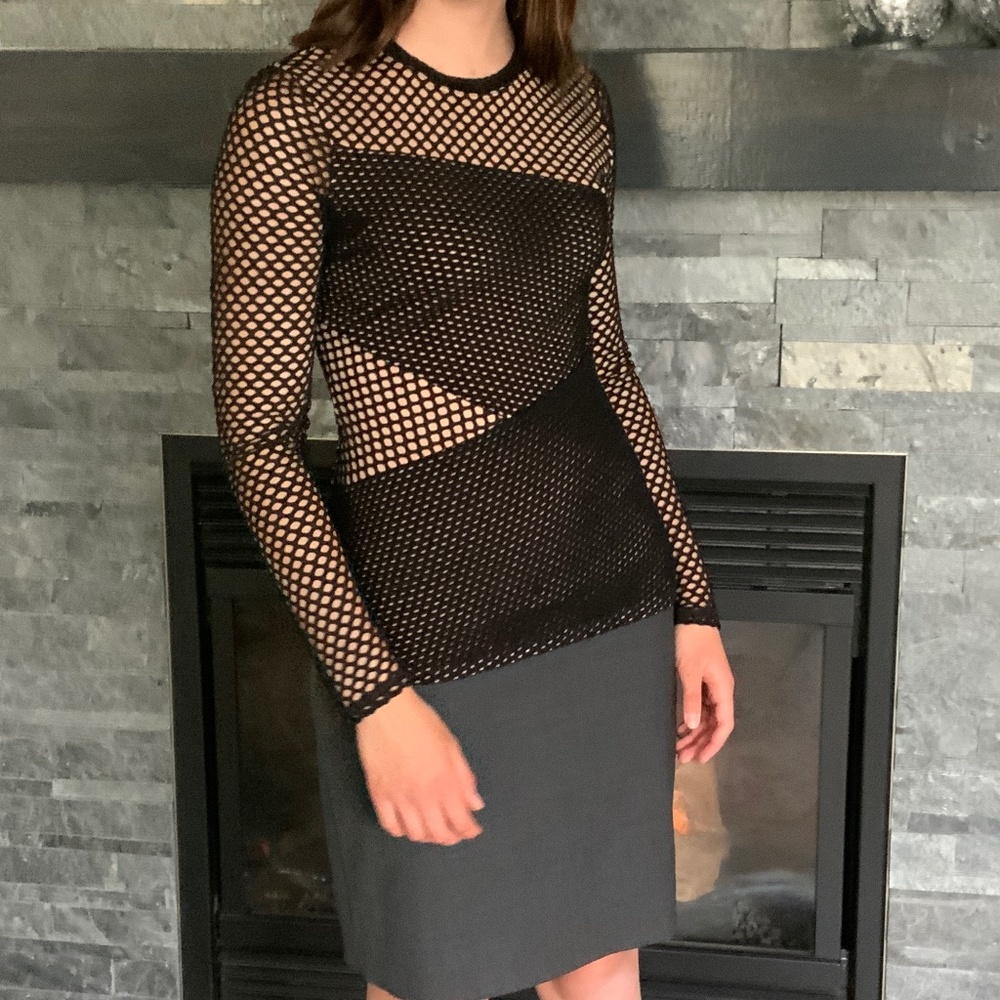 BCBG mesh long sleeve top NWOT sz XS